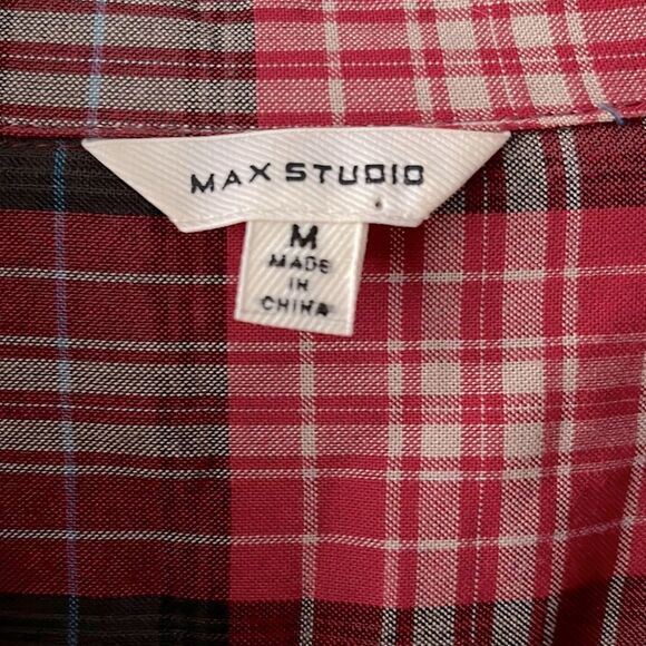 3/$10 Max Studio Plaid Long Sleeve Button Down Shirt | Medium - Picture 8 of 13